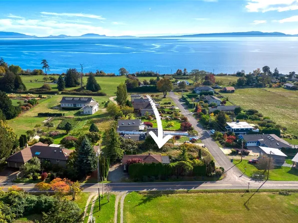 2045 APA Road, Point Roberts, WA 98281