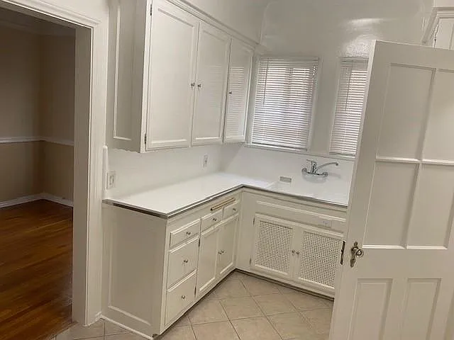 1 bed, 950 sqft, $2,800 — Photo 3