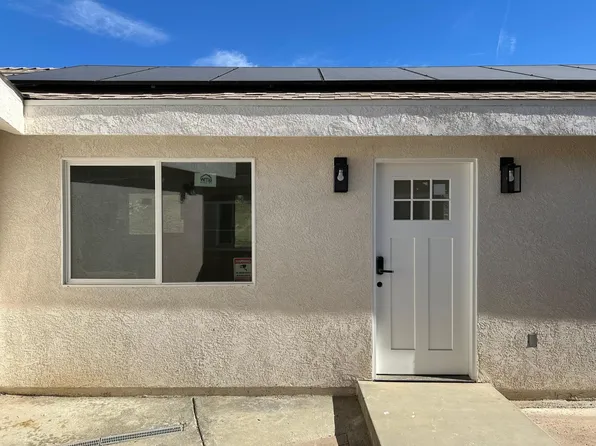 244 E Campus View Dr, Riverside, CA 92507