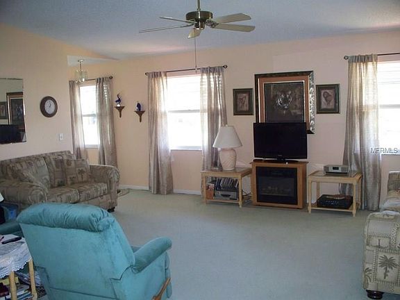5th image of 125 Willow Brook Dr