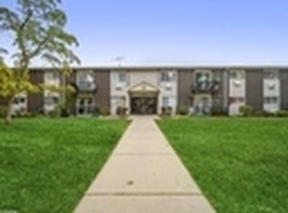 (Undisclosed Address), Des Plaines, IL 60016