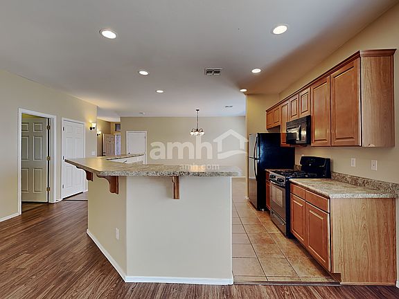 3rd image of 11779 W Farmall Dr