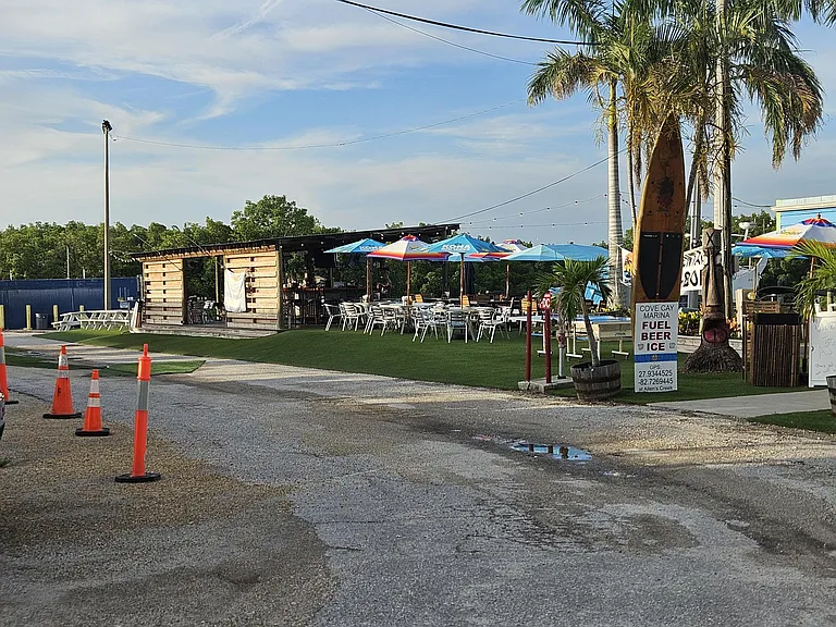 800 Cove Cay Dr — Photo 20