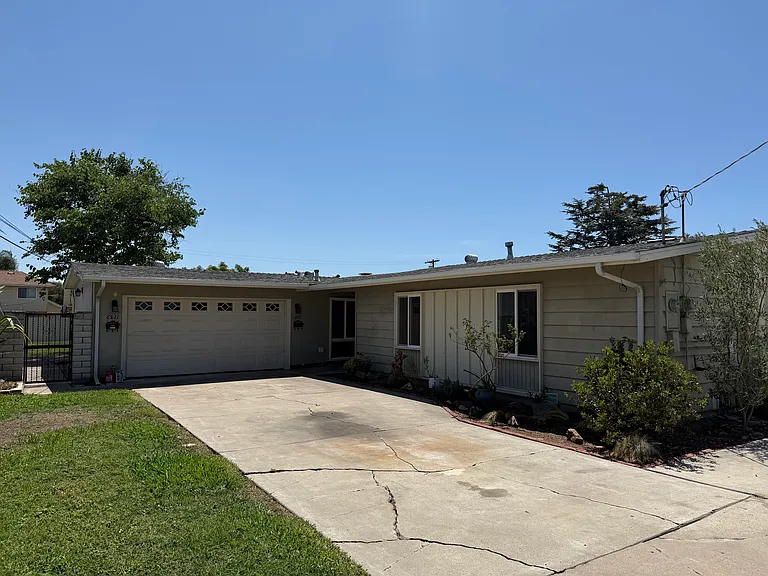 6819 Century St — Photo 2