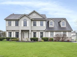 34515 Summer Hill Dr, Avon, OH 44011