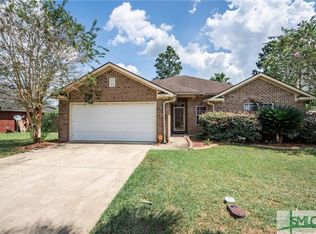 1946 Heathrow Dr, Hinesville, GA 31313