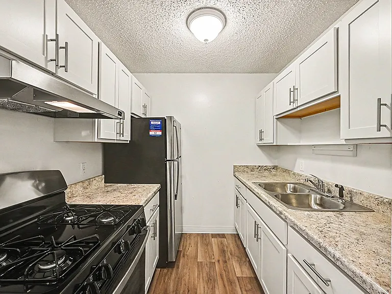 Brookside Apartments — Photo 25