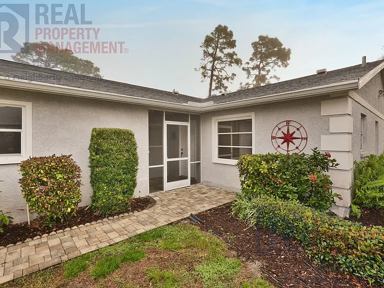 3777 Bonaventure Ct — Photo 2