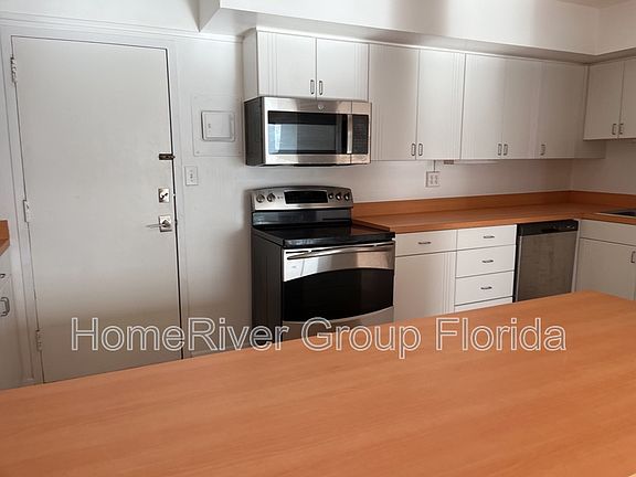 4th image of 2401 Bayshore Blvd Unit 1211