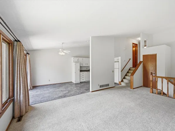4029 Silver Lake Ter NE, Saint Anthony, MN 55421