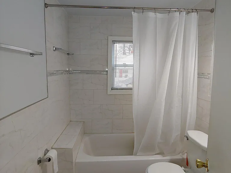 1243 E Randolph Rd — Photo 9