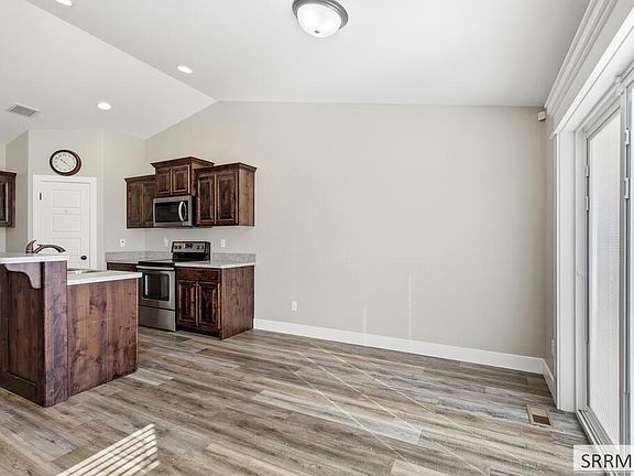 4th image of 3951 Rich Lane