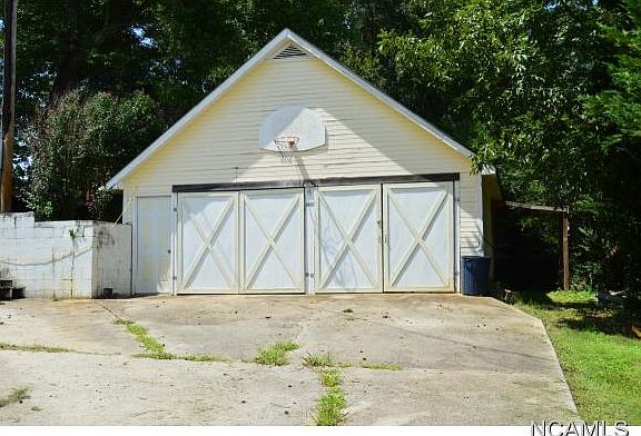 3rd image of 459 County Road 544