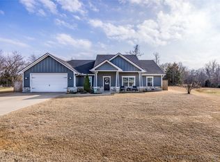 5484 Barn Owl Dr, Durant, OK 74701
