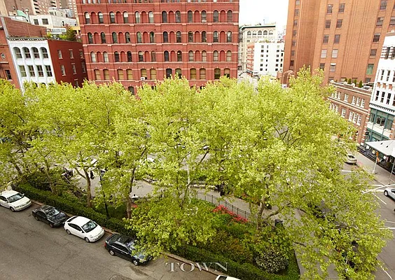 Rented by Town Residential | media 4