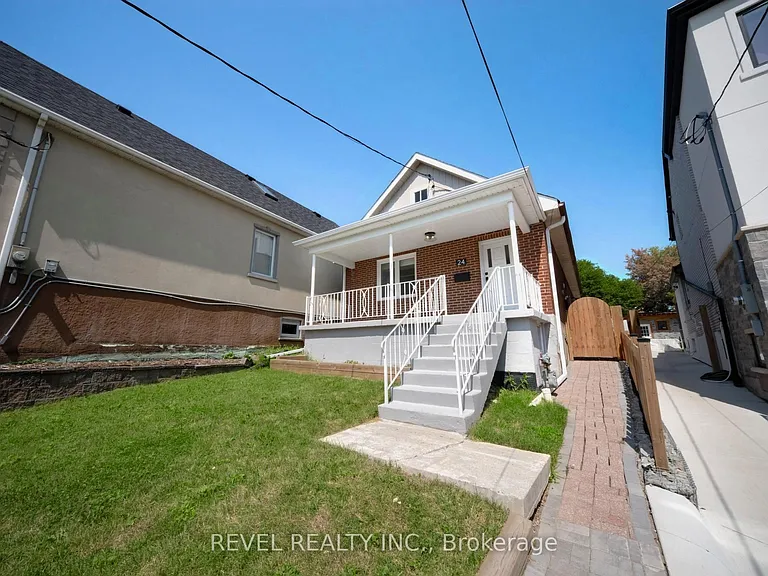 24 Kenora Cres #MAIN — Photo 3