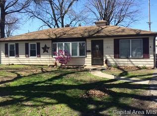 3213 Saxony Rd, Springfield, IL 62703