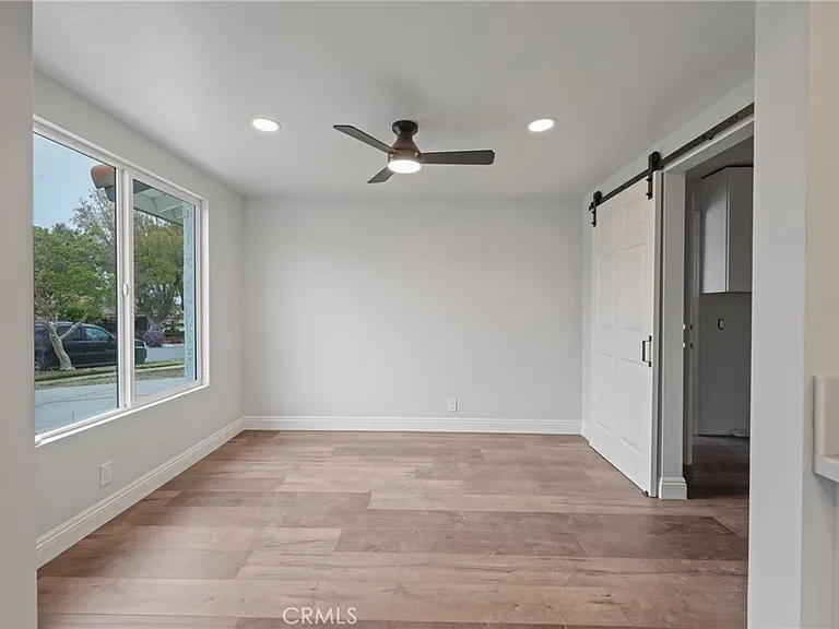 1624 Cordova Ave — Photo 5