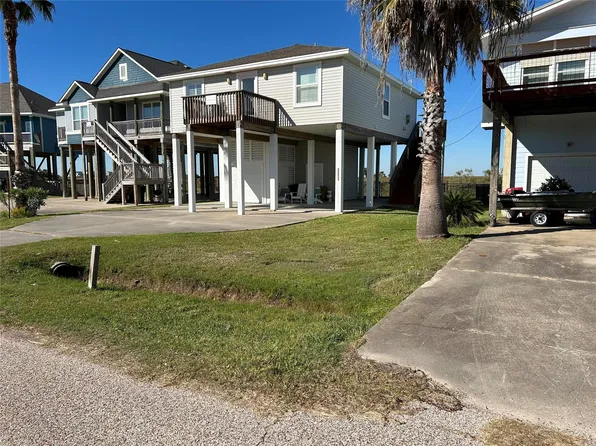 23186 Camino St, Galveston, TX 77554