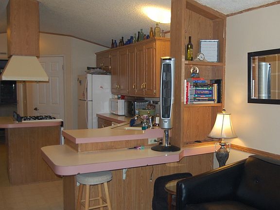 Breakfast bar