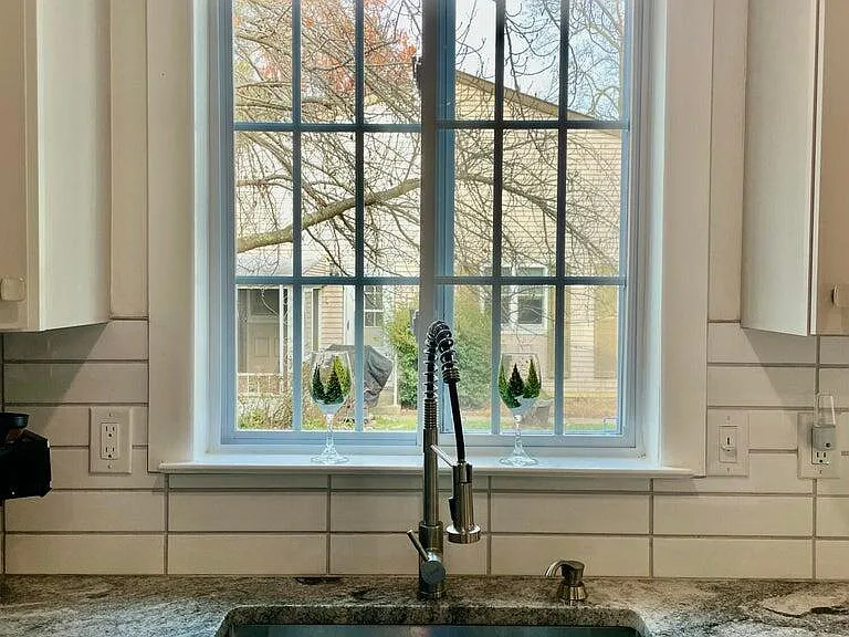 19B Maplewood Dr #52 — Photo 7