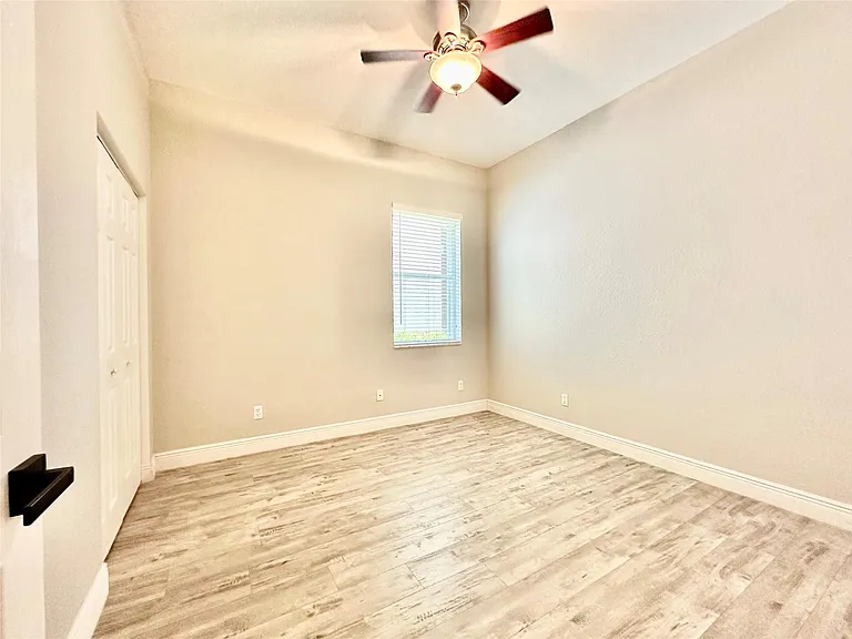 4109 W Whitewater Ave — Photo 29