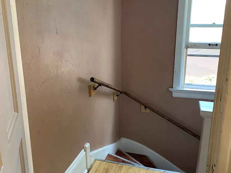 3102 N Pierce St — Photo 1