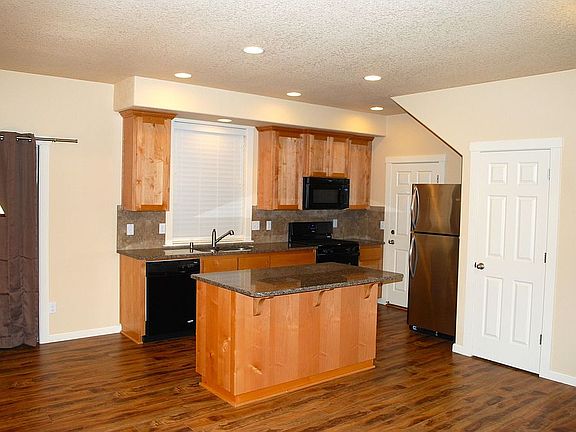 4th image of 1507 SE 169th Ct