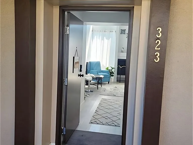 7826 Topanga Canyon Blvd #323 — Photo 4