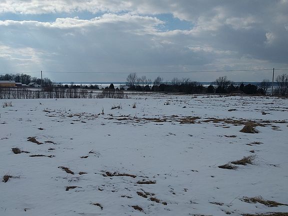 Looking to shipping lane view