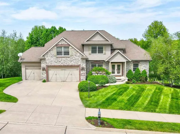 531 Highland Park Ave, Coralville, IA 52241