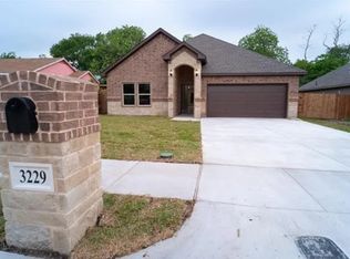 3229 Thannisch Ave, Fort Worth, TX 76105