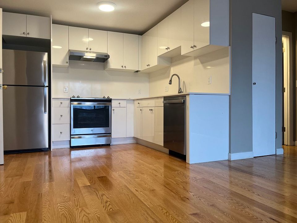 2nd image of 232 Parker Hill Ave #1