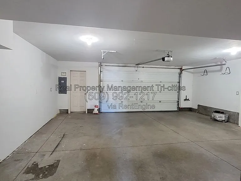 7606 Quadra Dr — Photo 24