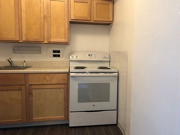 3rd image of 7337 S South Shore Dr APT 722