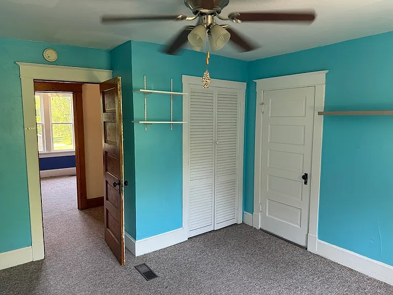 421 W Murray St — Photo 17