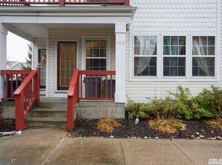 108 Commodore Cir, Port Jefferson Station, NY 11776