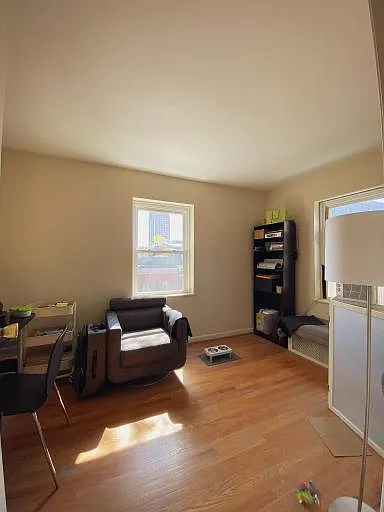 325 S 17th St #3-R — Photo 5