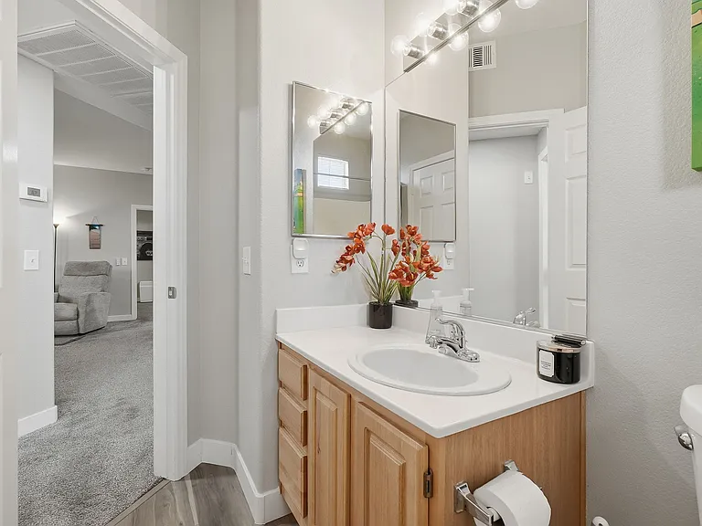 5855 Valley Dr #2123 — Photo 2