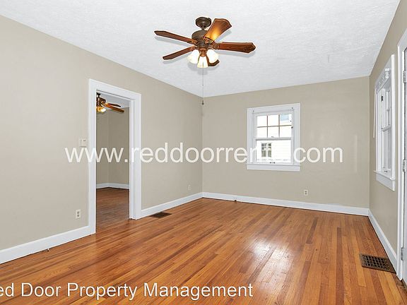 5th image of 4909 E 10th St