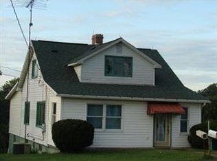 1057 Ekastown Rd, Saxonburg, PA 16056