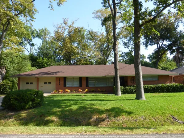 8942 Theysen Dr, Houston, TX 77080