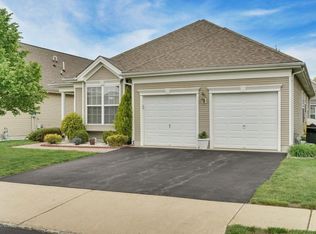 82 Huntington Dr, Jackson, NJ 08527