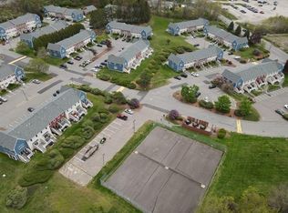 61 Fox Meadow Rd APT F, Leominster, MA 01453