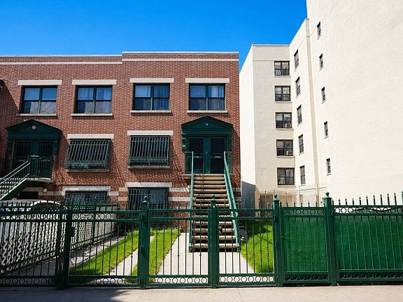 5th image of 940 E 181st St