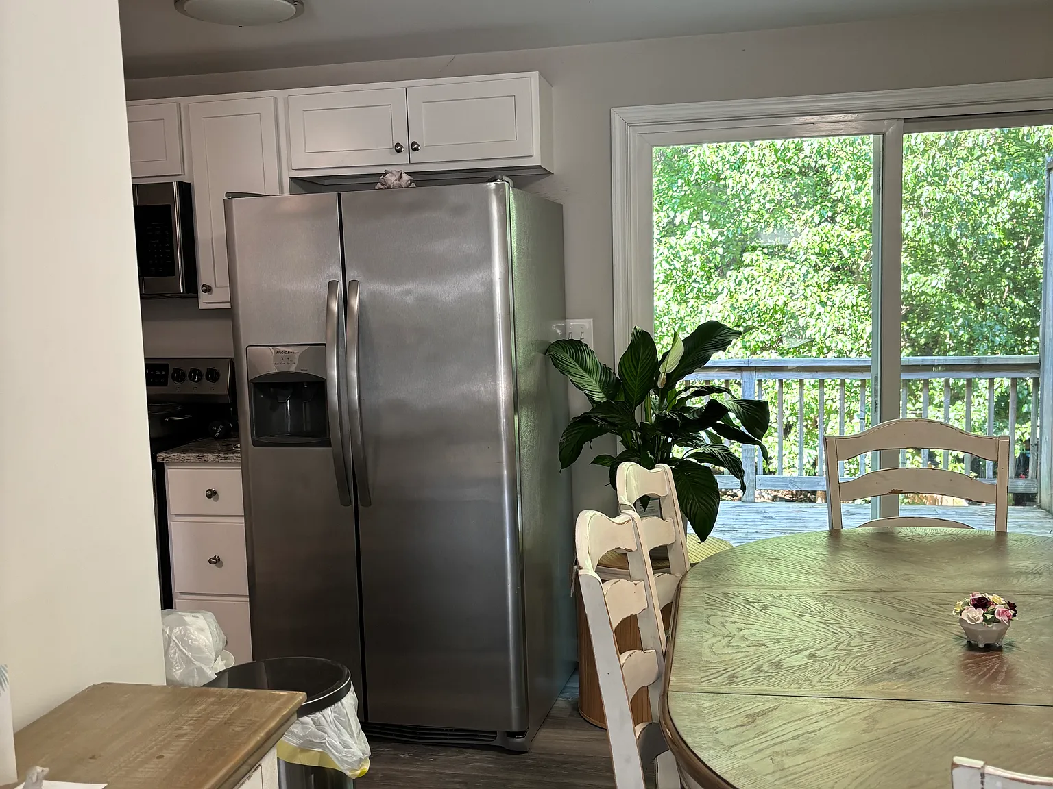 3 bed, 2.5 bath, 1020 sqft, $3,500 — Photo 2