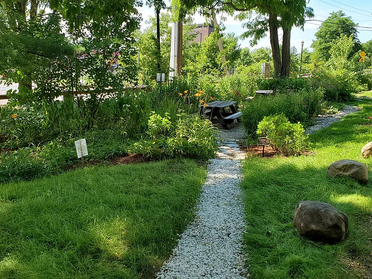 216 Lake St #103 — Photo 31