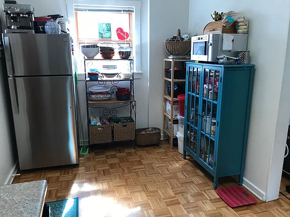 5th image of 4519 N Whipple St #1S