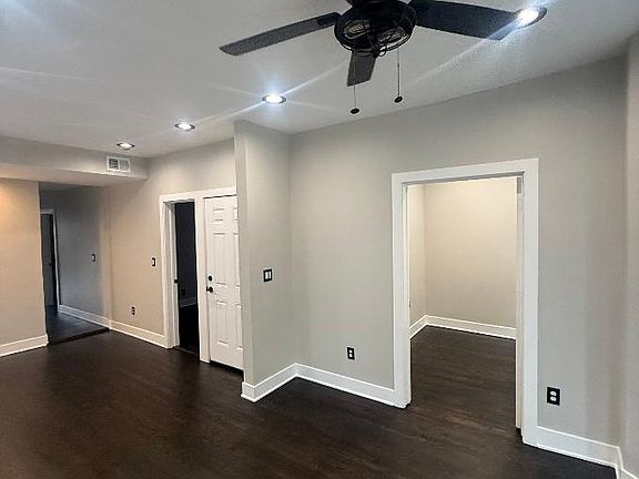 5th image of 3430 N Keeler Ave