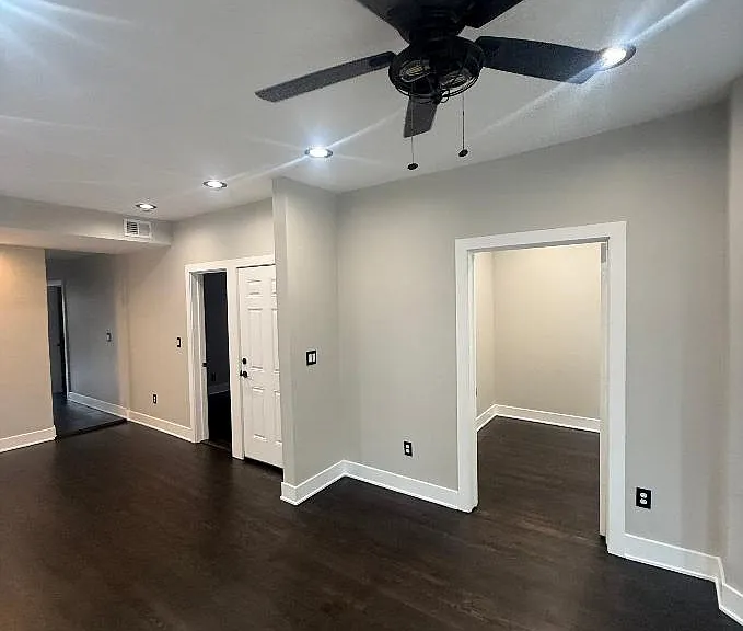 3430 N Keeler Ave — Photo 5